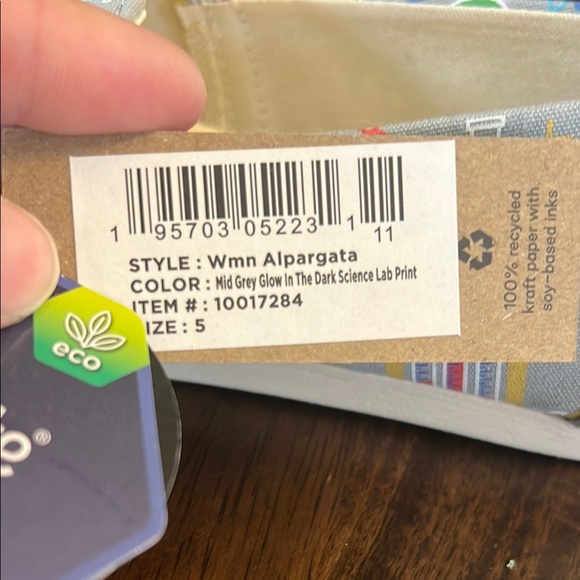 TOMS Aplertgata women's size 5 Gray Science Print Shoes Glow in the dark! - Picture 6 of 6